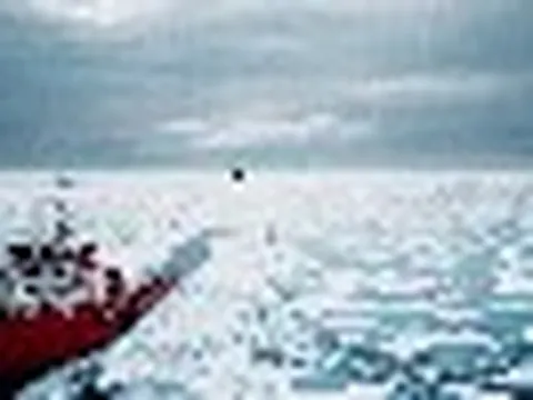 Không qua Hormuz hay Biển Đỏ, láng giềng Việt Nam mở tuyến vận chuyển mới phá vỡ mọi rào cản, di chuyển từ 40 ngày còn 20 ngày