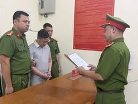 Ra quyết định khởi tố hình sự nhân viên công ty tài chính Nguyễn Ngọc Đức SN 1993