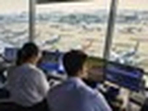 Kịch tính 60 phút xử lý drone xâm nhập vùng trời sân bay Tân Sơn Nhất