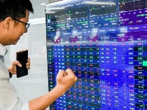 Cổ phiếu BCM tăng trần, “cháy hàng” trong ngày VN-Index áp sát mốc 1.800 điểm