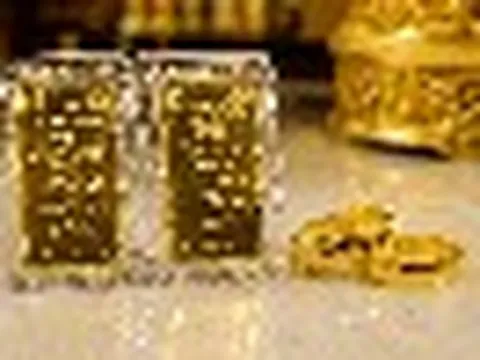 Cập nhật giá vàng 13/8 tại SJC, Phú Quý, Bảo Tín Mạnh Hải: Vàng nhẫn "nổi sóng"