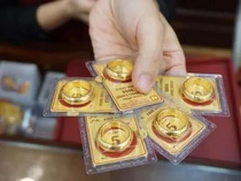 Giá vàng nhẫn trơn, vàng miếng chiều 13/8 tại SJC, PNJ, DOJI, Bảo Tín Minh Châu và Bảo Tín Mạnh Hải đồng loạt giảm so với buổi sáng