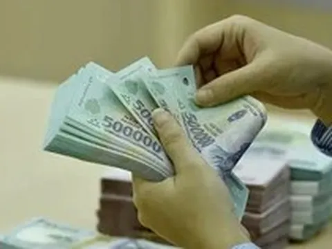 Cách nào giảm lãi suất thực chất, khơi thông dòng vốn?