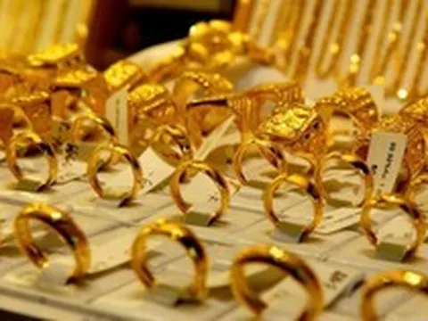 Quỹ vàng lớn nhất thế giới mua gần 3 tạ vàng