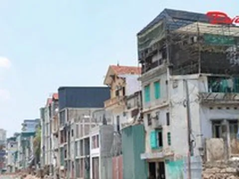 Hà Nội biến 6.800m2 đất xen kẹt giữa Vành đai 1 và La Thành thành bãi đỗ xe, vườn hoa