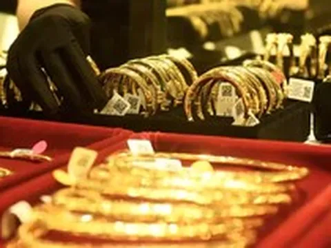 Giá vàng tăng nhưng người mua vẫn lỗ