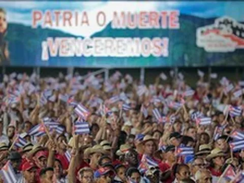 Cuba vừa nhận món quà nặng 15.000 tấn từ láng giềng của Việt Nam