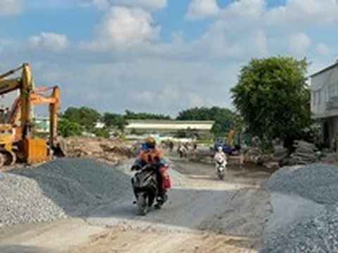TPHCM: Siết “điểm nóng” lấn chiếm kênh rạch