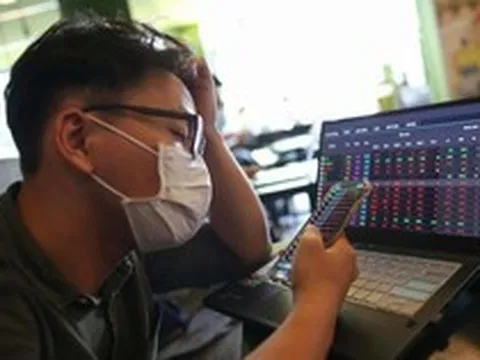 Những ngày chứng khoán chán đến lạ
