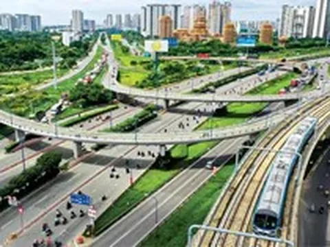 TPHCM nghiên cứu huy động nguồn lực từ quỹ đất gắn với phát triển hạ tầng giao thông