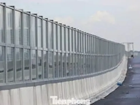 Cận cảnh 9 km tường chống ồn trên Vành đai 3 qua TPHCM