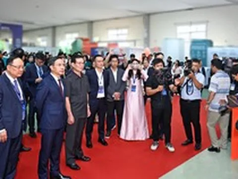 SHB SAHA Shop gây ấn tượng tại sự kiện Chuyển đổi số ngành Ngân hàng 2026