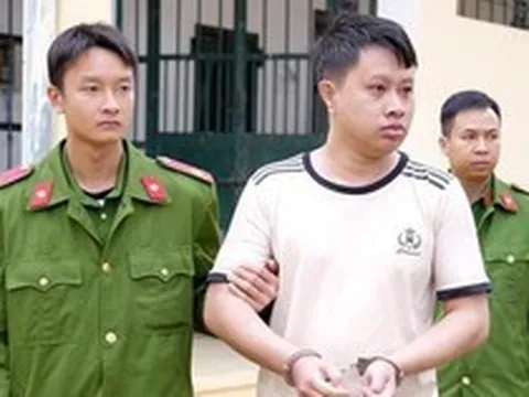 Đầu tư tiền ảo thua lỗ 68 tỷ, Phạm Anh Tiến SN 1992 mua vàng giả trên mạng rồi dán mác Kho bạc Nhà nước để lừa đảo