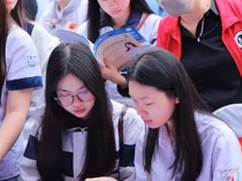 Các trường đại học tuyển bổ sung hàng nghìn chỉ tiêu
