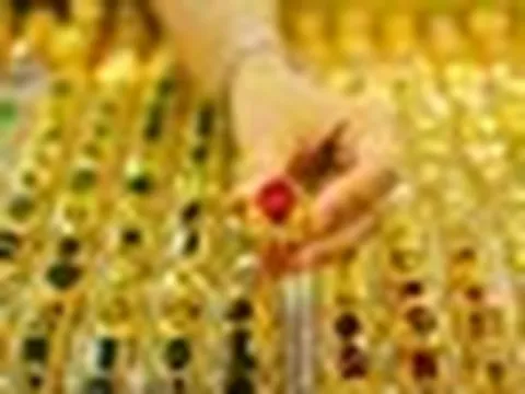 Giá vàng SJC, DOJI, Bảo Tín Minh Châu… đồng loạt tăng mạnh, tỷ phú Mỹ dự báo sốc về “tương lai của vàng”