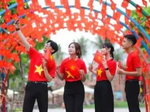 Kéo dài nghỉ dịp 2/9: 'Người lao động không chỉ cần việc làm và thu nhập'
