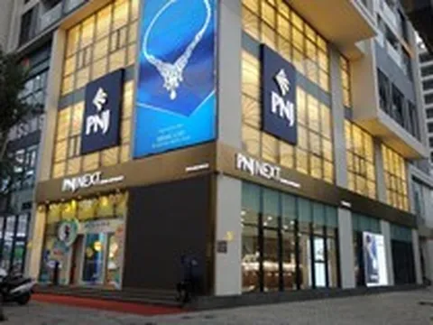 Diễn biến lạ tại PNJ