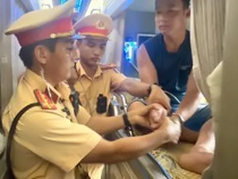 Chặn xe khách kiểm tra, công an bắt Nguyễn Văn Thành SN 1984