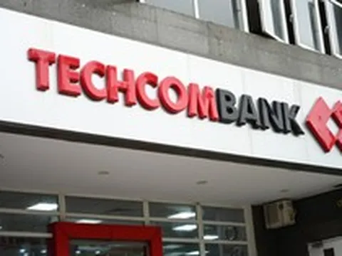 Nóng: Hai nhà đầu tư lớn nước ngoài đàm phán mua 15% cổ phần Techcombank, thương vụ có thể lên tới 2 tỷ USD?