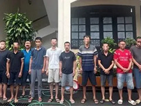 Công an bất ngờ kiểm tra lúc 16 giờ 20 phút: Khởi tố 13 nhân viên lái xe của một công ty