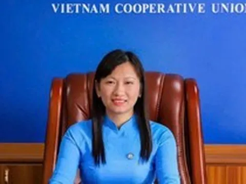 Ra quyết định khởi tố hình sự Lê Thị Hiền SN 1984