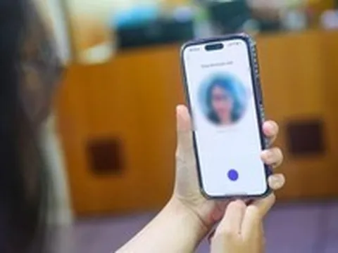 Công an chỉ rõ chiêu lừa đảo sinh trắc học từ camera điện thoại, chiếm đoạt tiền trong tài khoản ngân hàng