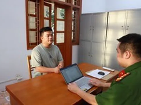 Một tháng khởi tố 10 TikToker