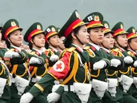 Sĩ quan, quân nhân nghỉ hưu trước hạn sẽ được trợ cấp 5 tháng lương mỗi năm