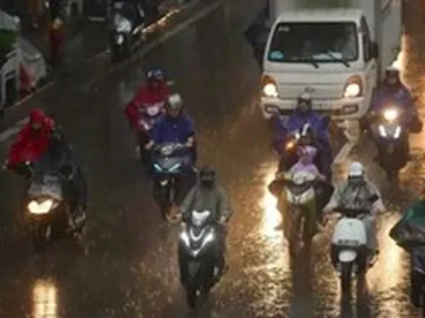 Miền Bắc tiếp tục mưa dông vào chiều tối