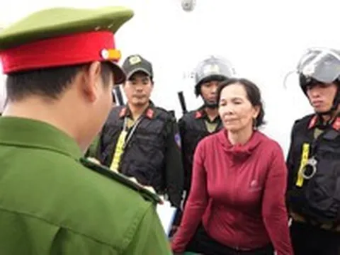 Quyết định bắt Trần Nguyễn Như Phượng 56 tuổi và Phạm Thị Minh Thu 53 tuổi