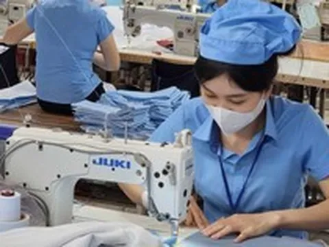 Không cho lao động nữ nghỉ 30 phút/ngày khi 'đèn đỏ' bị phạt tới 40 triệu đồng