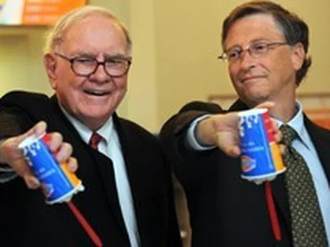 Quỹ từ thiện của Bill Gates bán cổ phiếu Berkshire Hathaway giữa lúc “drama” tình bạn với Warren Buffett rạn nứt