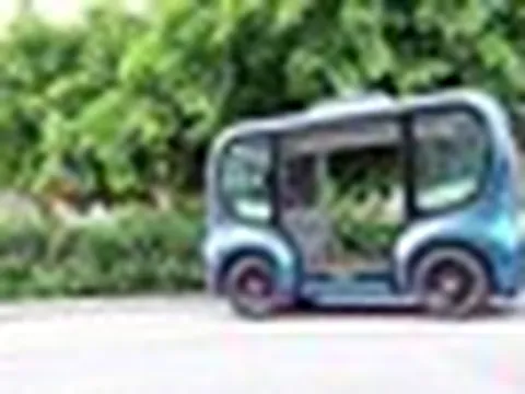 Hà Nội chính thức thử nghiệm Robot giao hàng, Robot taxi trên quãng đường dài 11,5 km, triển khai bởi công ty của giáo sư giàu nhất sàn chứng khoán