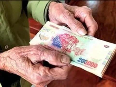 Từ 5/10/2026: Người từ đủ 60 đến dưới 75 tuổi được hưởng 810.000 đồng/tháng nếu thuộc trường hợp này