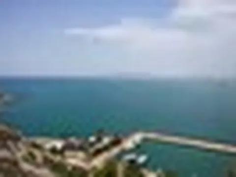 Tổng thống Mỹ Trump công bố bước đi chưa từng có nhằm vào 65 tỷ thùng dầu của Venezuela