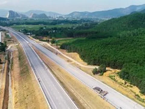 Thủ tướng chỉ đạo đẩy nhanh tiến độ các dự án đường cao tốc khu vực phía Bắc