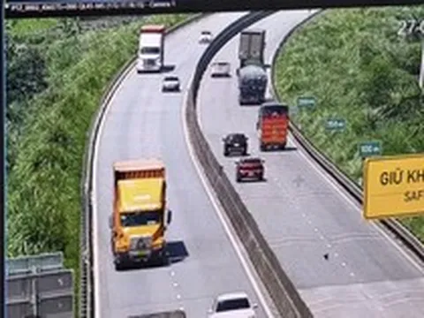 Phạt lỗi không giữ khoảng cách trên cao tốc: CSGT tập trung xử lý xe kinh doanh