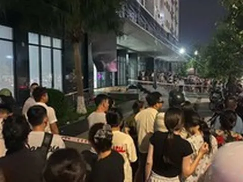 Người đàn ông rơi từ tầng thượng chung cư tử vong: Nhân chứng nghe thấy tiếng hét lớn