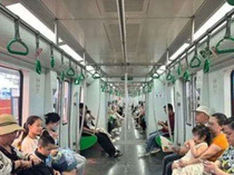 Hà Nội Metro phục vụ hơn 408.000 lượt khách dịp Quốc khánh 2-9