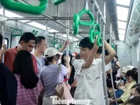 Miễn phí vé dịp 2/9, tàu điện Hà Nội đón hơn 408.000 lượt khách