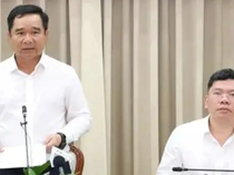 Chủ tịch TPHCM nói về nguyên nhân nhiều doanh nghiệp rời thị trường