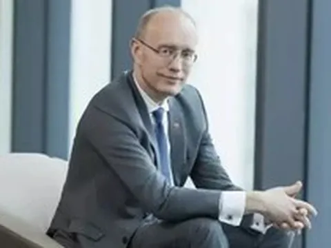CEO ngân hàng nào lương cao hơn chủ tịch?