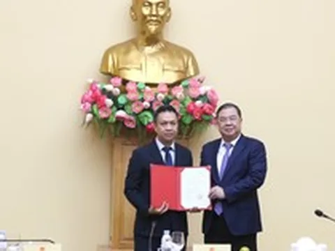 Phó Thủ tướng Thường trực Phạm Gia Túc trao Quyết định bổ nhiệm Thứ trưởng Bộ Công Thương