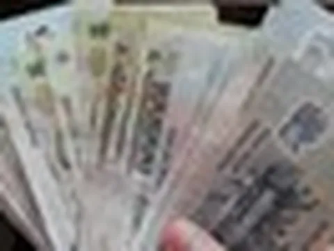 Nguyễn Thị Sam SN 1983 chuyển khoản 10.000.000 đồng cho con trai: Công an xác minh giao dịch sau khi nhận tin báo