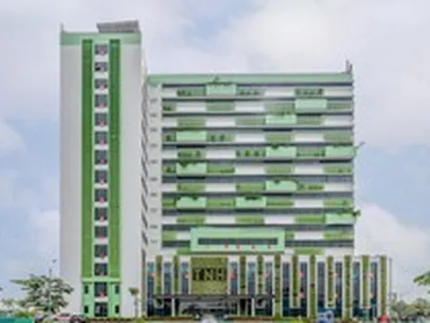 Một thành viên HĐQT Bệnh viện TNH muốn bán sạch cổ phiếu TNH đang có