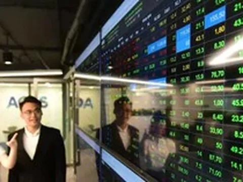 VN-Index ‘quay xe’ sau cú rơi đầu tuần