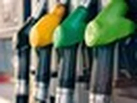Thế giới thiếu dầu diesel trầm trọng