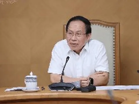 Sách giáo khoa khan hiếm, nhiều phụ huynh và học sinh khó mua được sách, Phó Thủ tướng ra chỉ đạo 'nóng'
