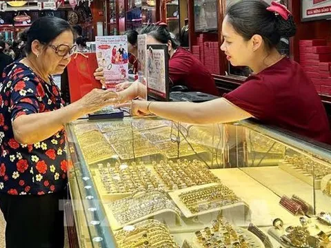 Giá vàng hôm nay (10/9): Diễn biến lạ, Mi Hồng lội ngược dòng