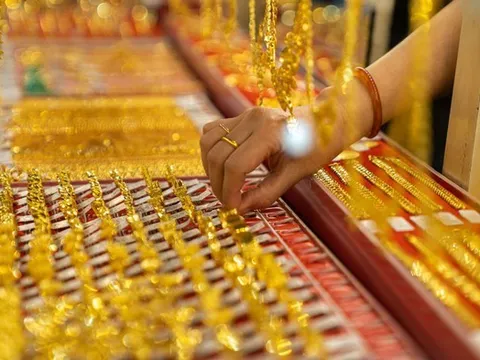 Giá vàng hôm nay (10/9): Vàng miếng SJC vượt 146 triệu đồng/lượng